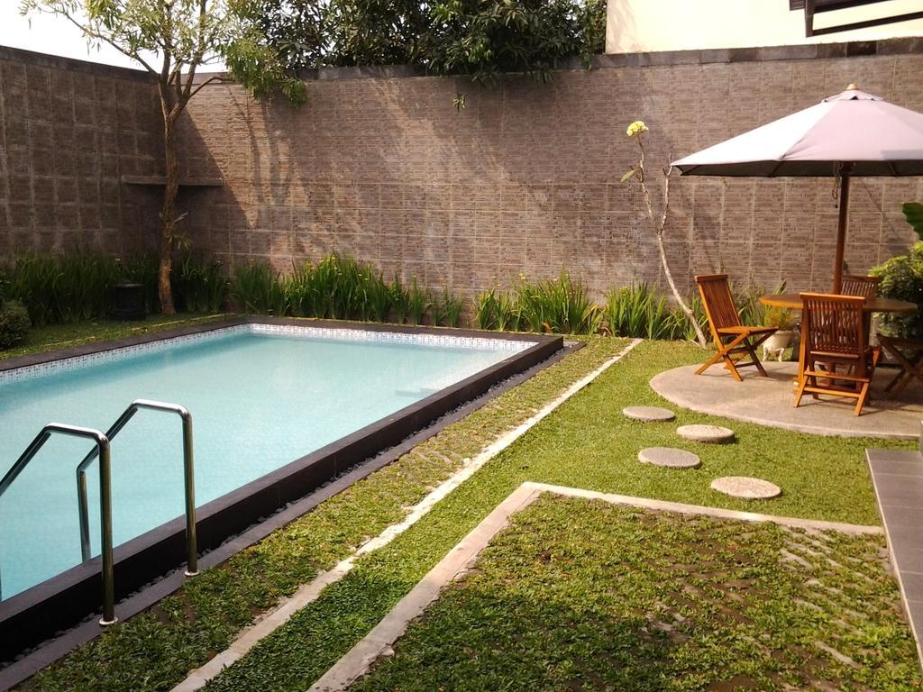 Rumah Anda Bandung Exterior photo